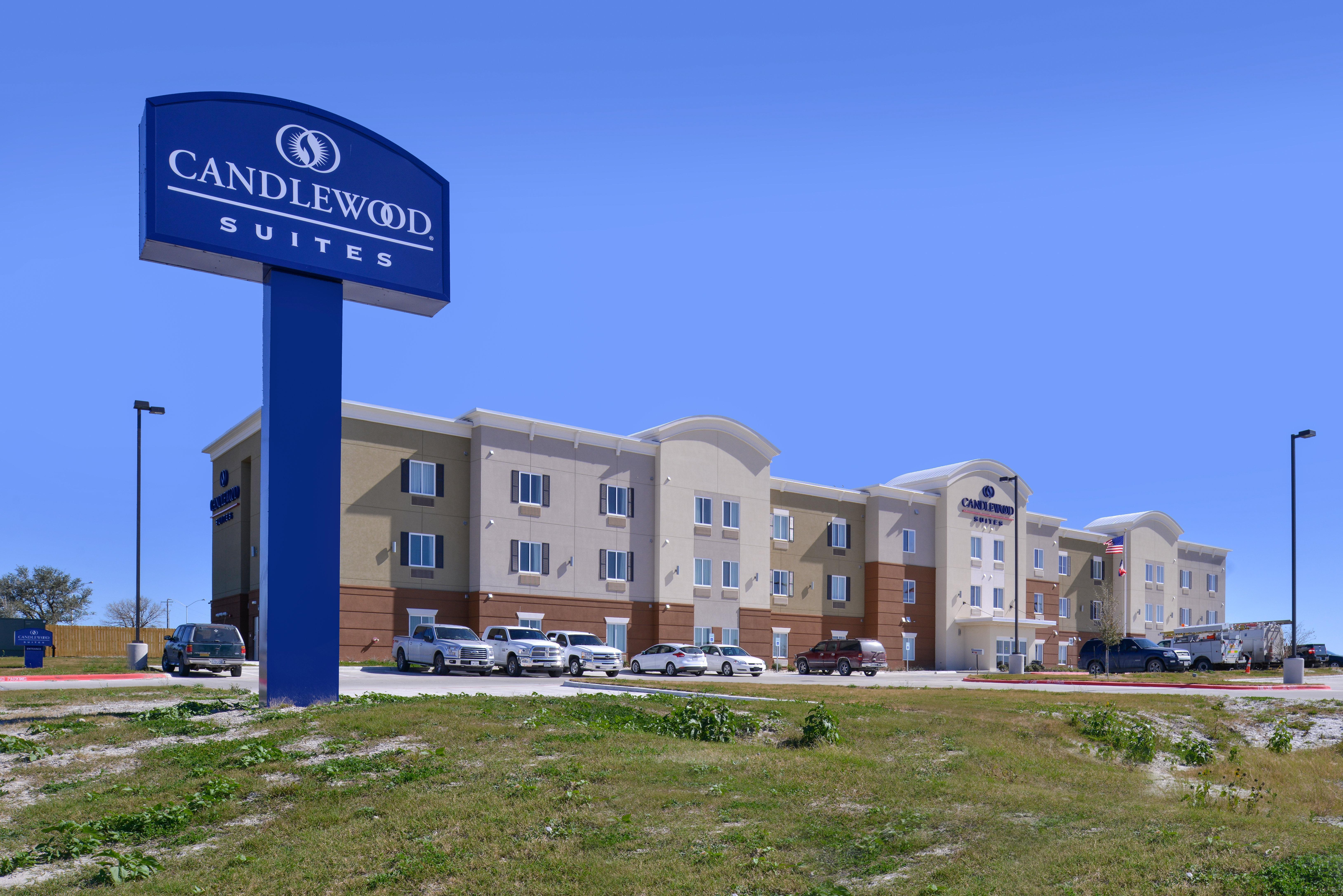 Candlewood Suites Kenedy, An Ihg Hotel Exterior photo